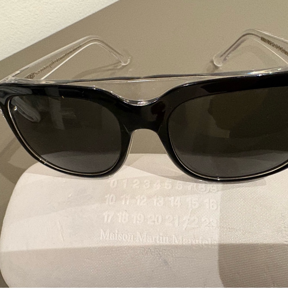 Maison Martin Margiela Black Sunglasses - Picture 2 of 8